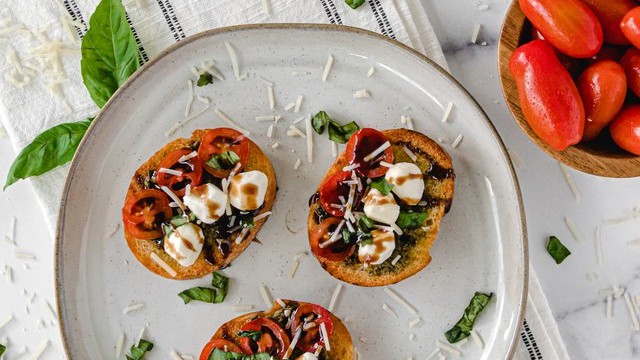 Image of Caprese Pesto Crostini