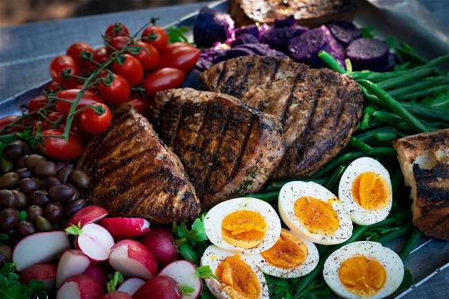 Image of Tuna Nicoise Salad with Anchovy Vinaigrette