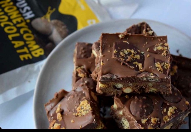 Image of Vegan Honeycomb Chocolate Squares