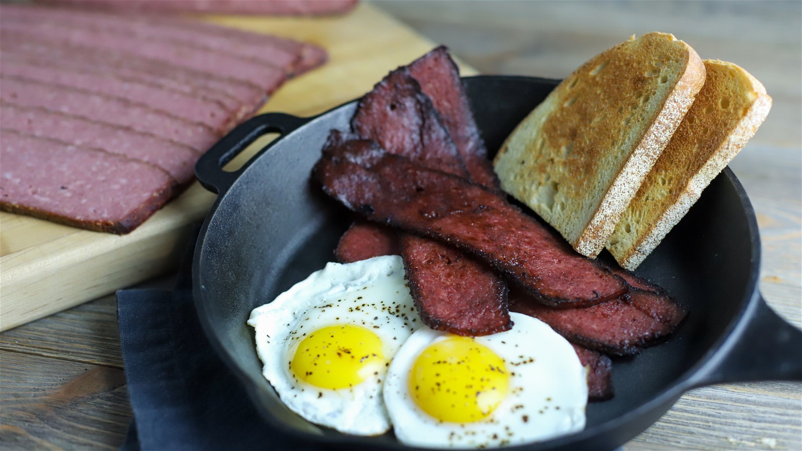 Homemade Venison Bacon 💪 Ingredients: •3lbs ground venison •1lb groun, Bacon  Recipe