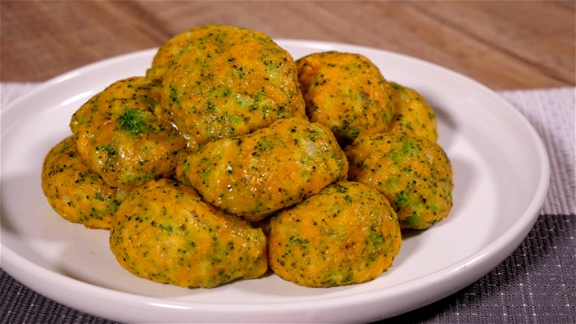 Image of Air fryer Broccoli Cheese Bites