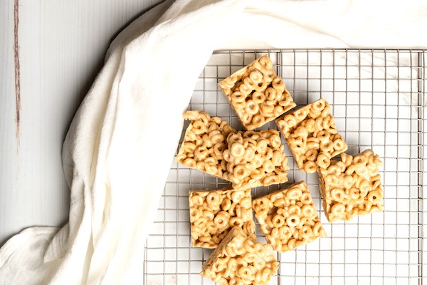 Image of Basic Infused Marshmallow Cereal Bars 
