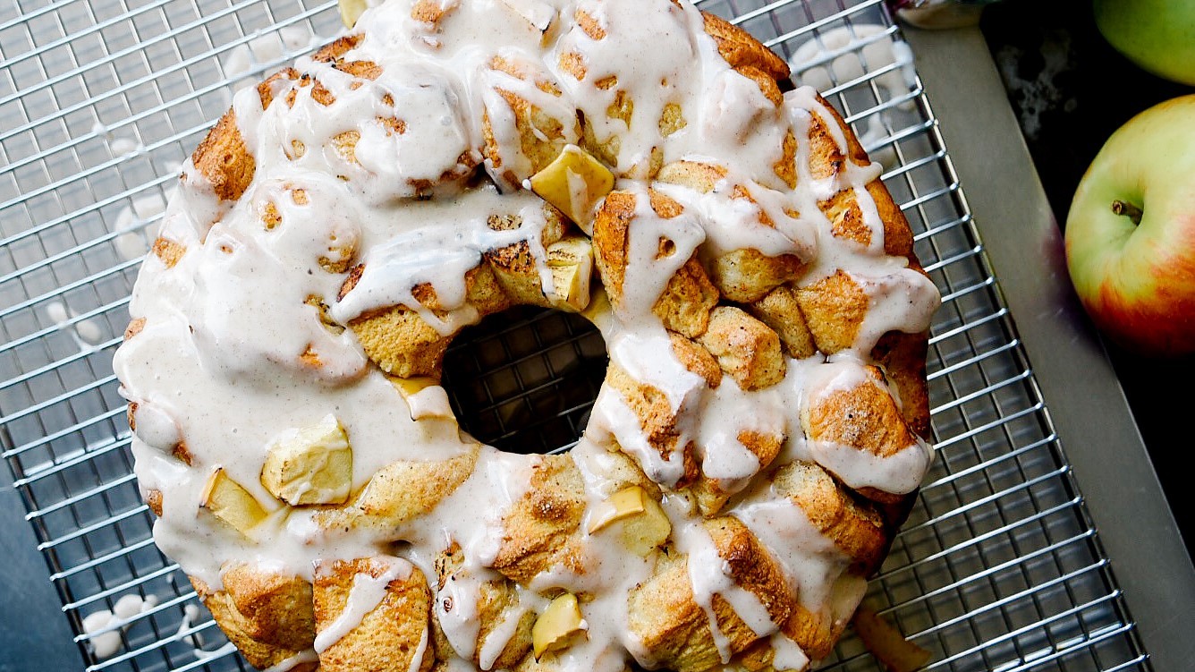 Image of Apple Pie Spiced Pull Apart Bread