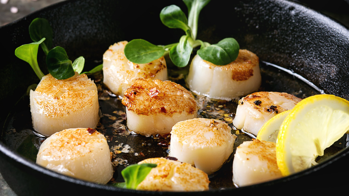 Image of Cast Iron Seared Scallops & Lemon Sauce