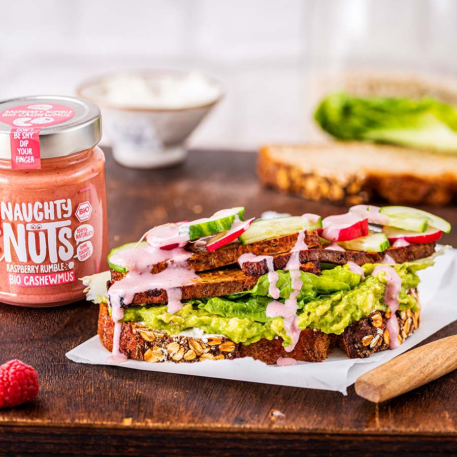 Sandwich mit Tofu und Raspberry Rumble