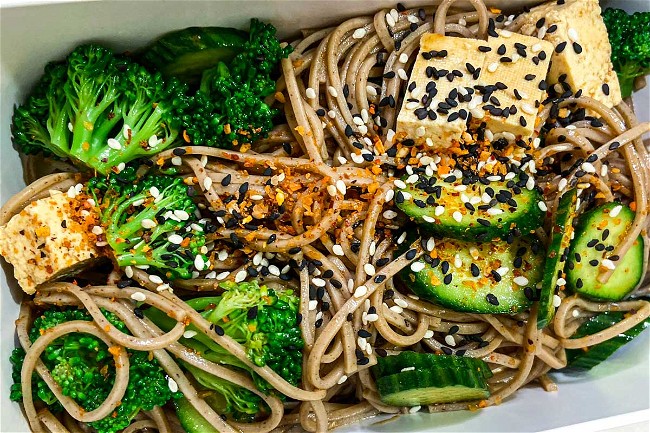 Image of Lunch Box Soba Noodles with Rib Ninja