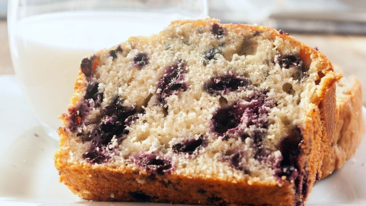 Image of Lemon Almond and Blueberry Cake