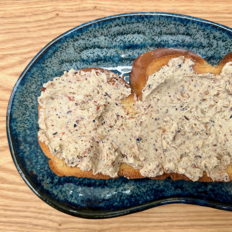 Image of In a bowl, mix the softened cream cheese, salt, and Ana to combine well.
