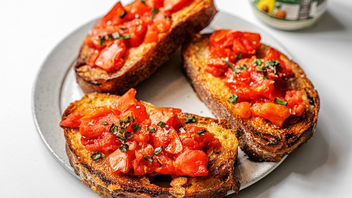 Image of Pesto Tomato Toast with Pesto Mayo