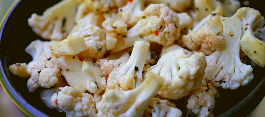 Crunchy Cauliflower Salad a Lean and Green Recipe