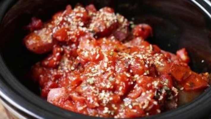 Slow Cooked Chicken with Fire Roasted Tomatoes and Garlic (a Lean and Green Recipe)
