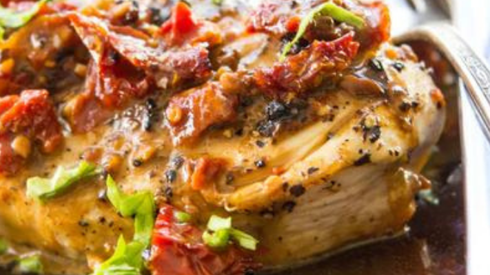 Image of Chicken with Sun Dried Tomatoes & Artichokes (slow cooker)