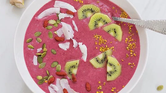 Image of Ginger Berry Smoothie Bowl Recipe