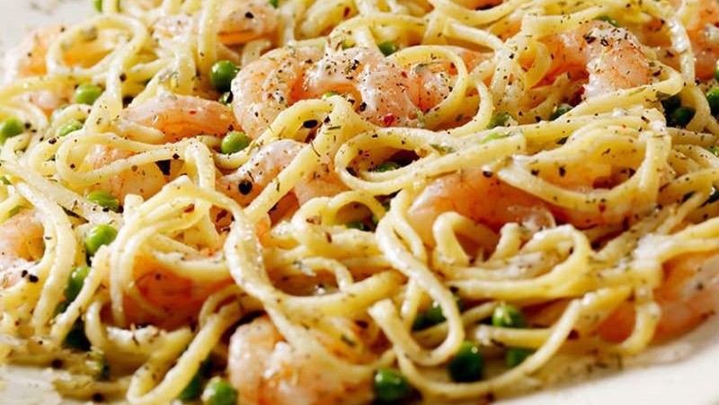 Spicy Shrimp Scallop Pasta with Green Peas Recipe-image