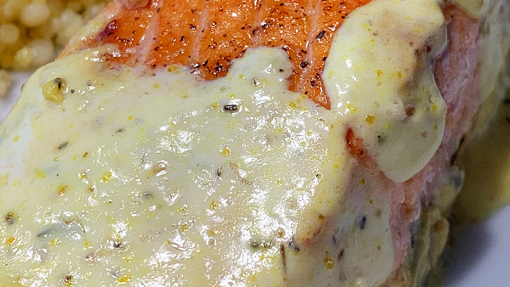 Image of Filet De Saumon, Sauce Crémeuse Au Citron