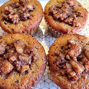 Image of Low Carb Mama's Vanilla Cupcakes or 8