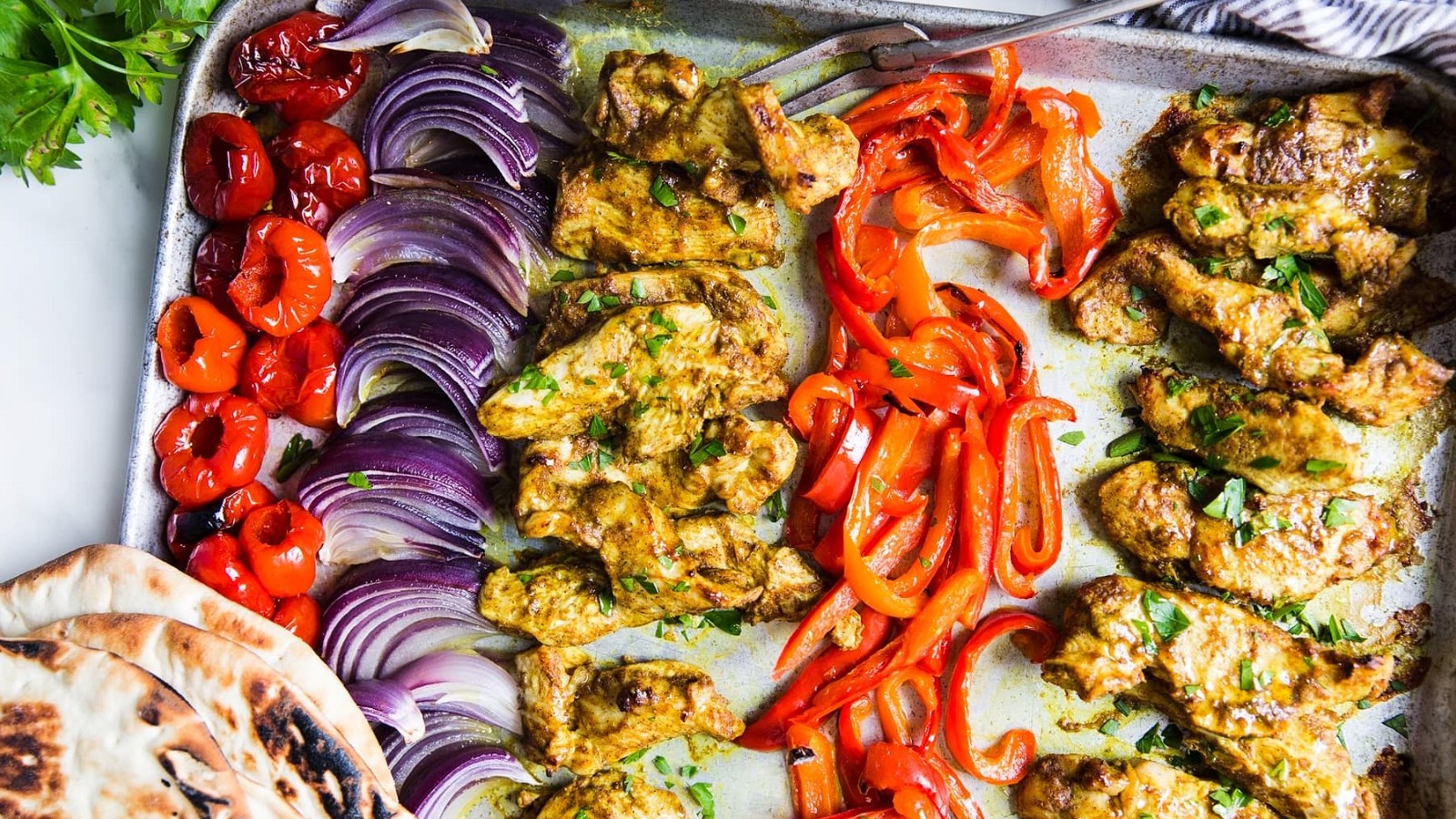Image of Bandeja de pollo Shawarma
