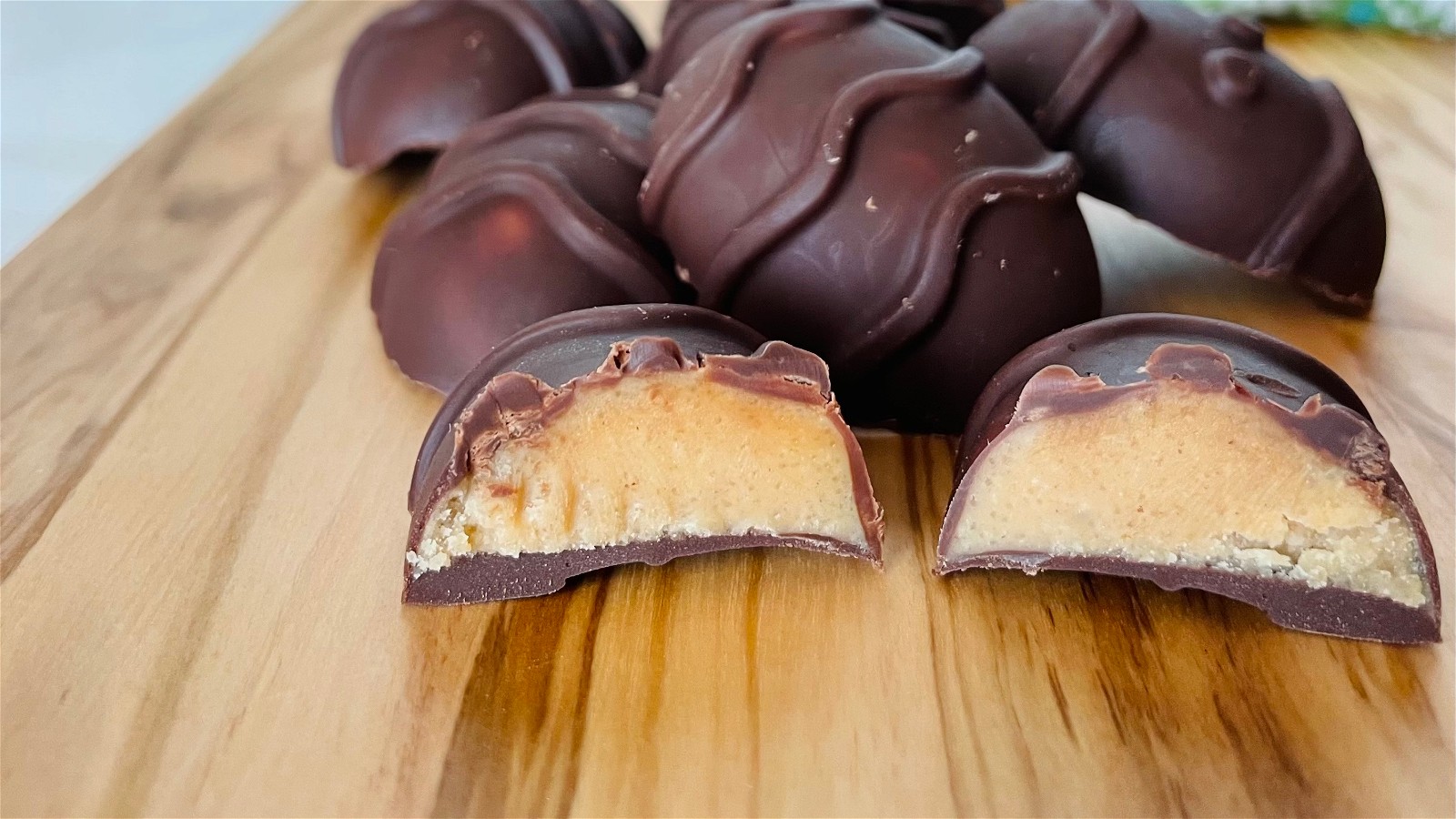 Image of Homemade Peanut Butter Eggs