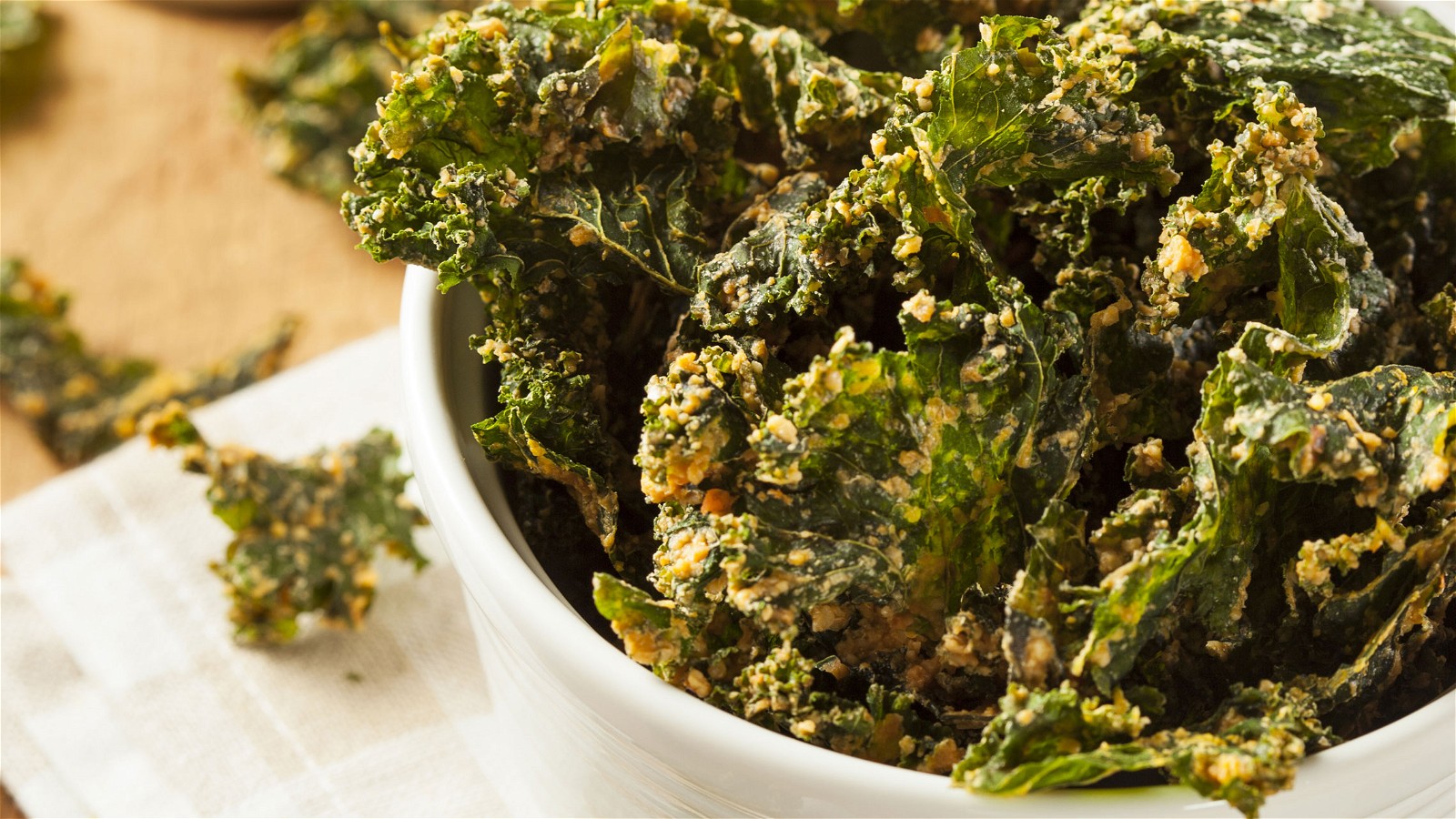 Image of CRISPY KALE CHIPS