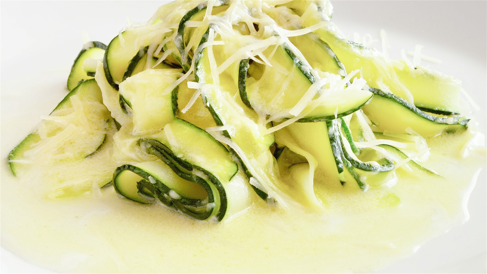 Image of CREAMY GARLIC DILL ZUCCHINI PASTA