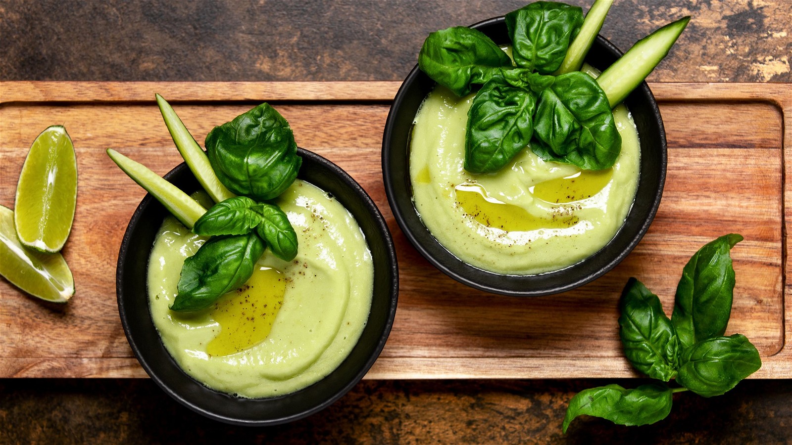 Image of ZUCCHINI HUMMUS