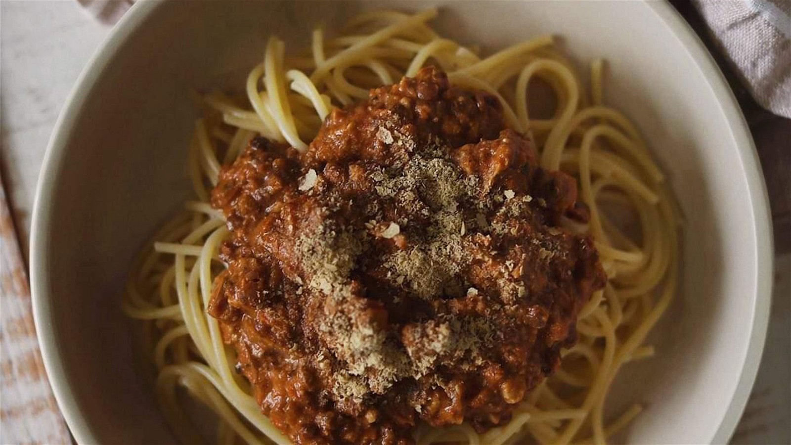 Image of EASY VEGAN LENTIL & WALNUT BOLOGNESE