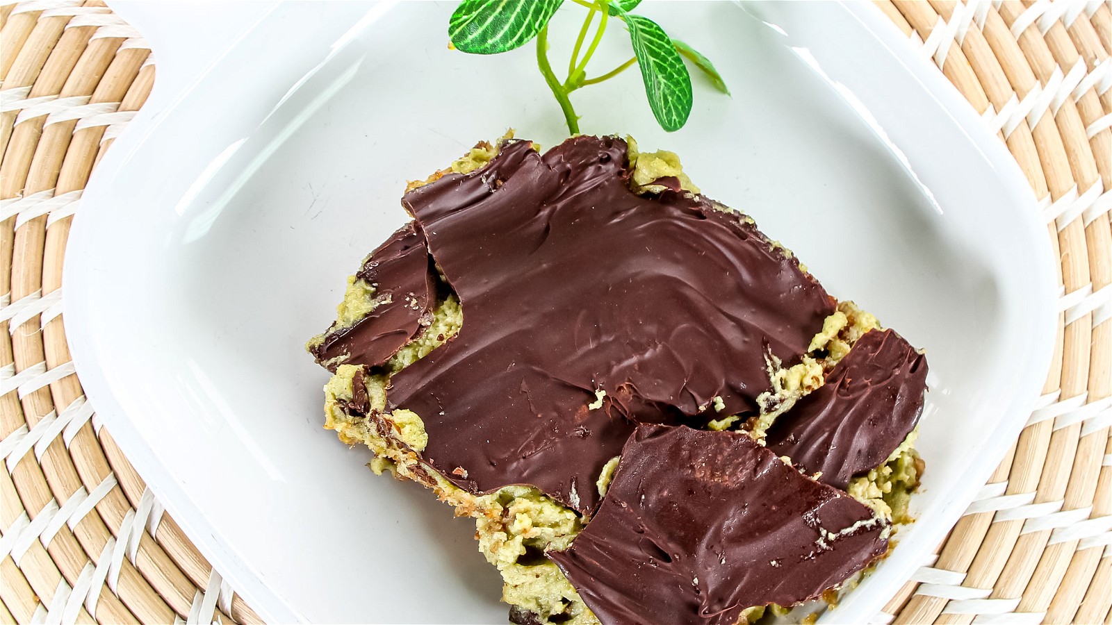 Image of MINTY MORINGA CACAO MOUSSE