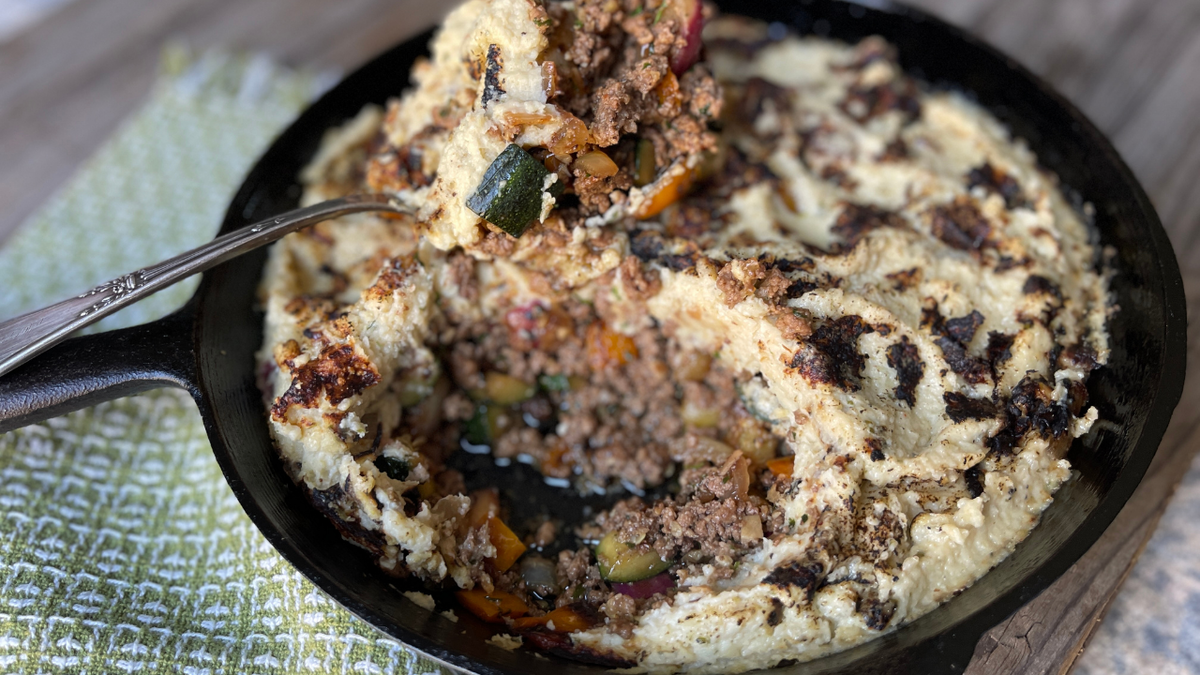 Shepherd's Pie with Cauliflower Crust