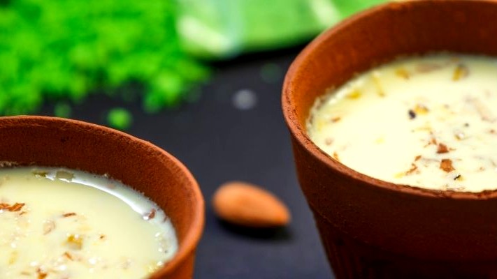 Image of Holi-special Healthy Thandai Recipe