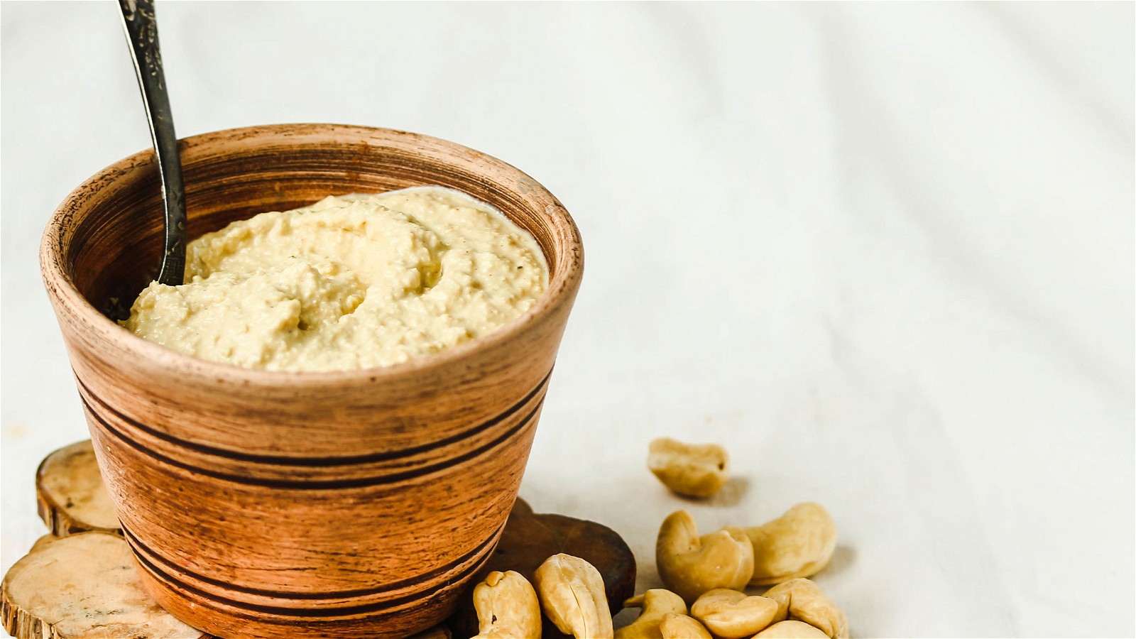 Image of RAW CINNAMON FRUIT DIP
