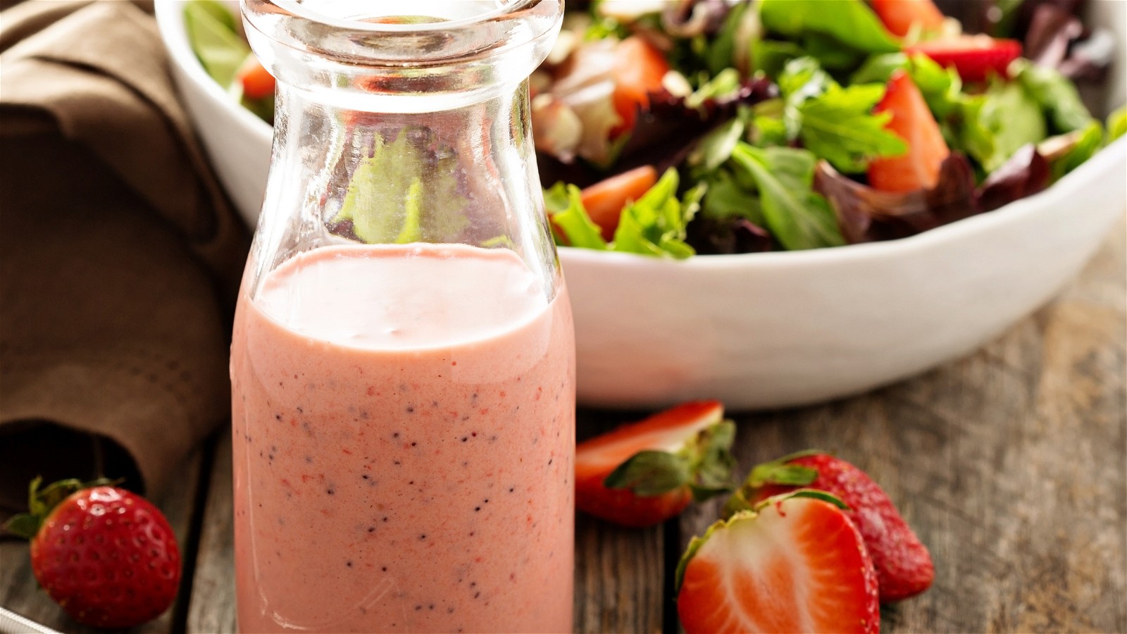 Image of RAW STRAWBERRY (OR RASPBERRY) VINAIGRETTE