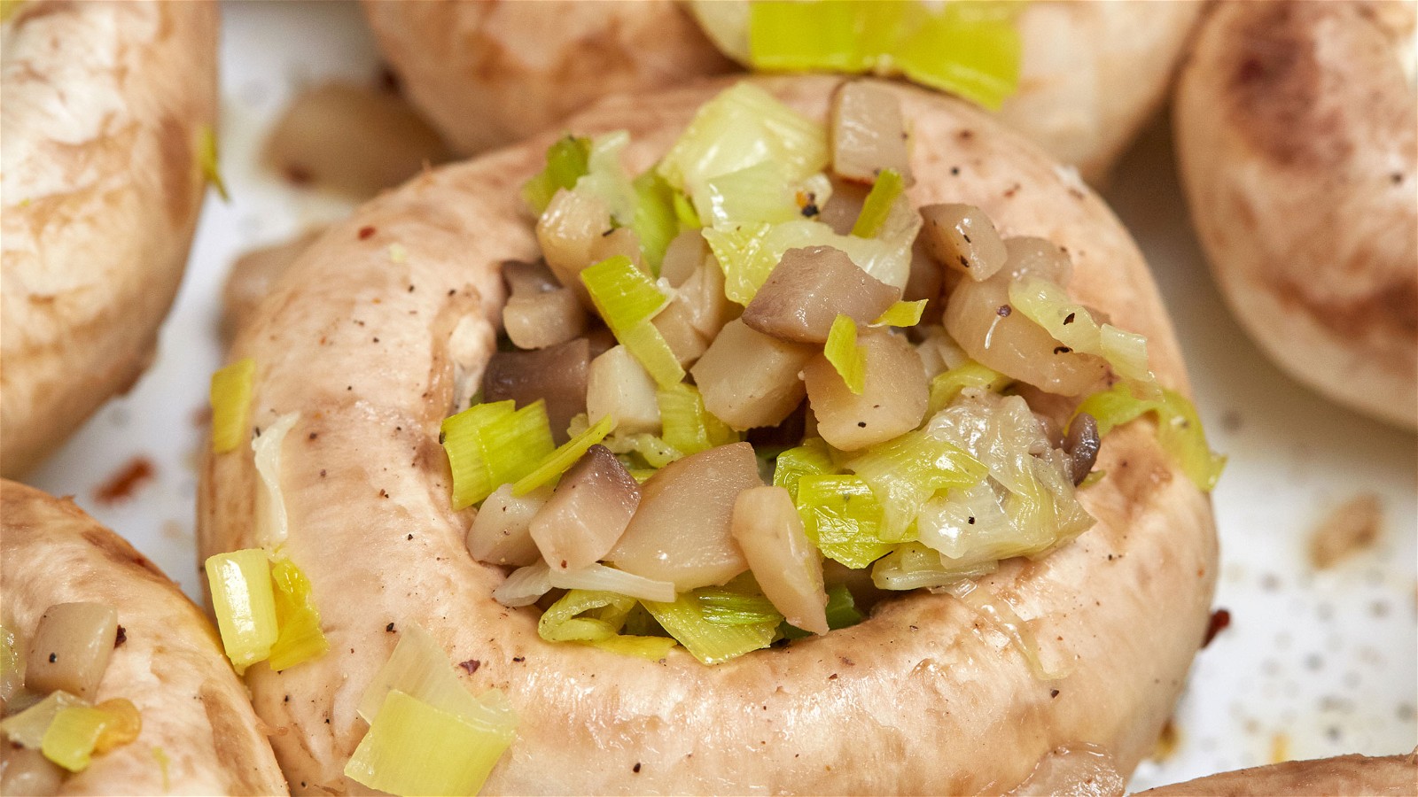 Image of RAW STUFFED MUSHROOMS