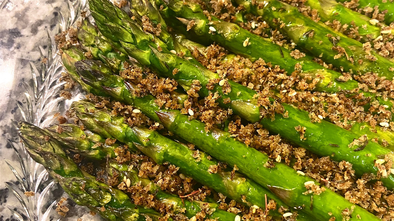 Image of Asparagus with Za'atar Breadcrumbs 