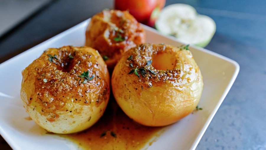 Image of Baked Apples with Maple Butter Baked Apple Spice