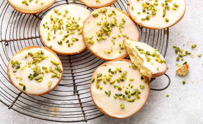 Image of Orangen-Amerikaner mit Chai-Glasur