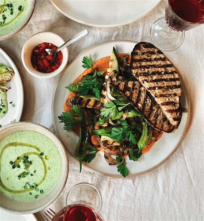 Image of Romesco Sauce with Grilled Vegetables & Bread