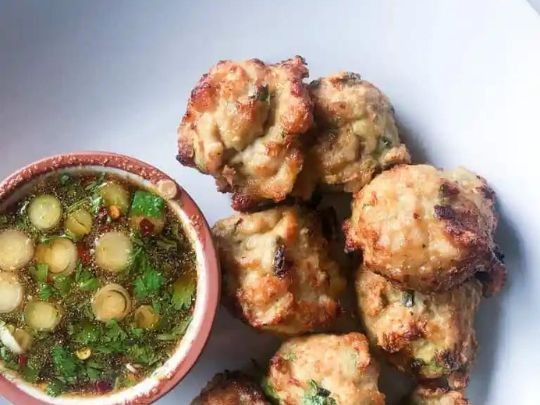 Image of Asian Chicken Meatballs