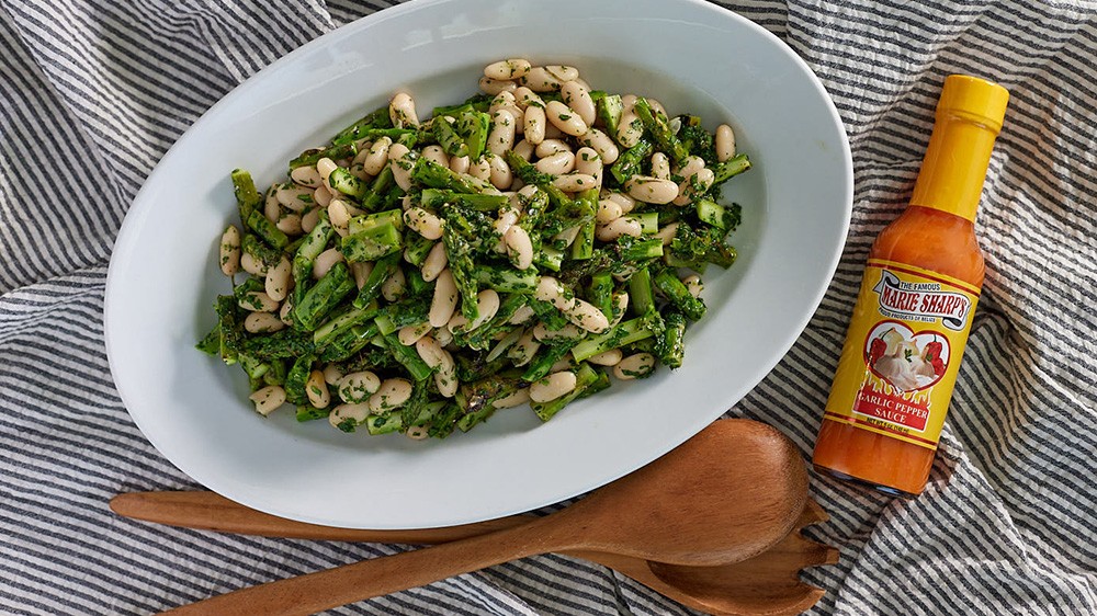 Image of White Bean and Asparagus Salad with Garlic Hot Sauce