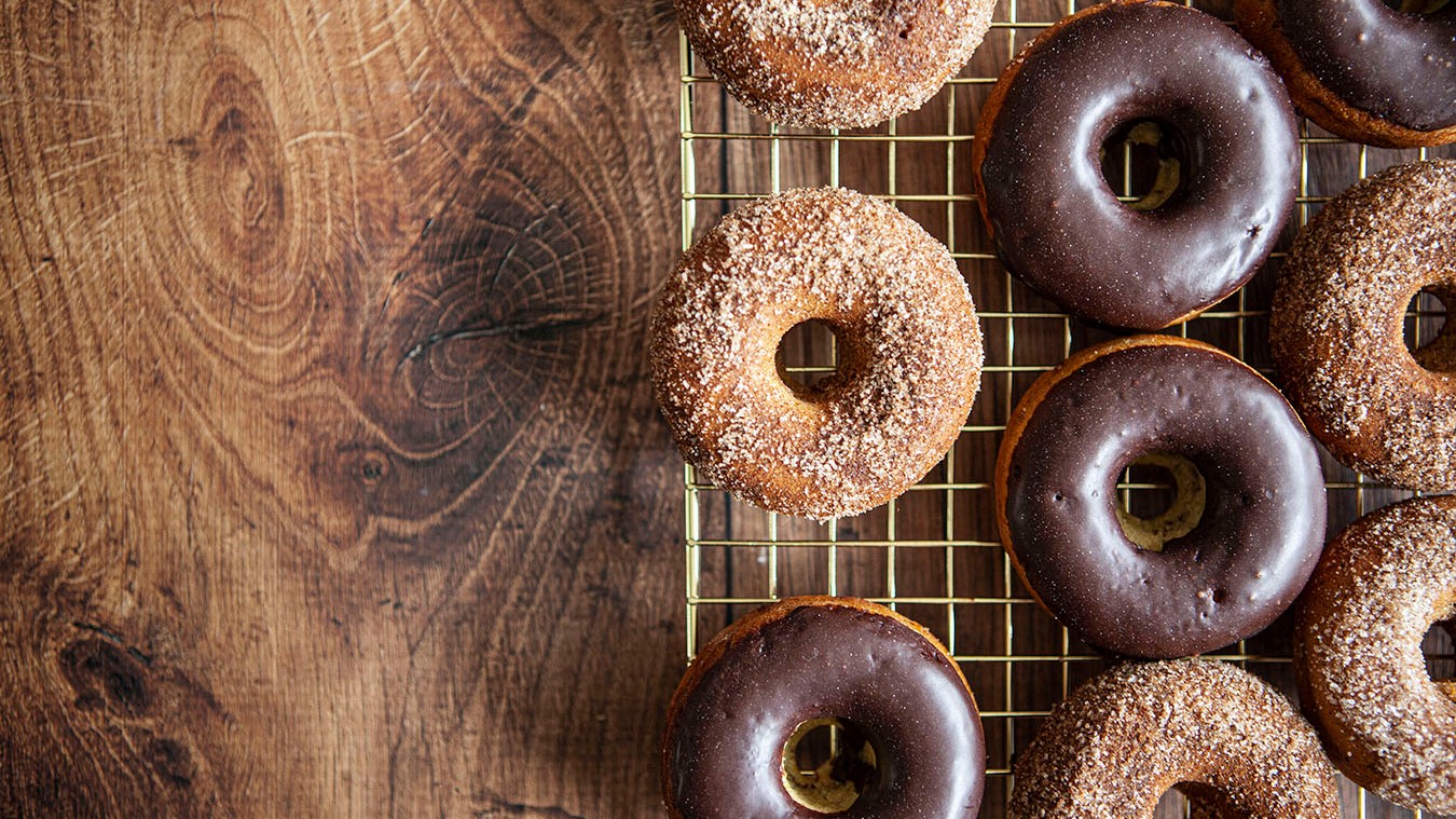 Image of BAKED DOUGHNUTS IN TWO WAYS