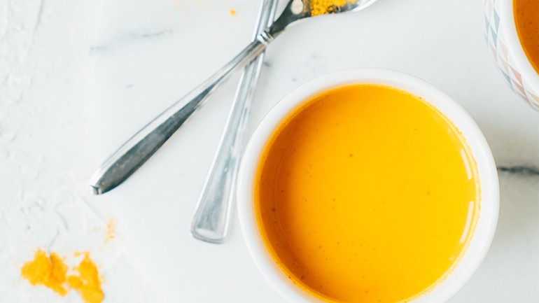 Golden Turmeric Latte Recipe | Navitas Organics