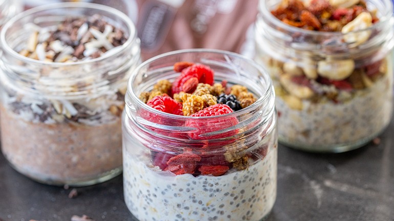 Superfood Overnight Oats Recipe | Navitas Organics