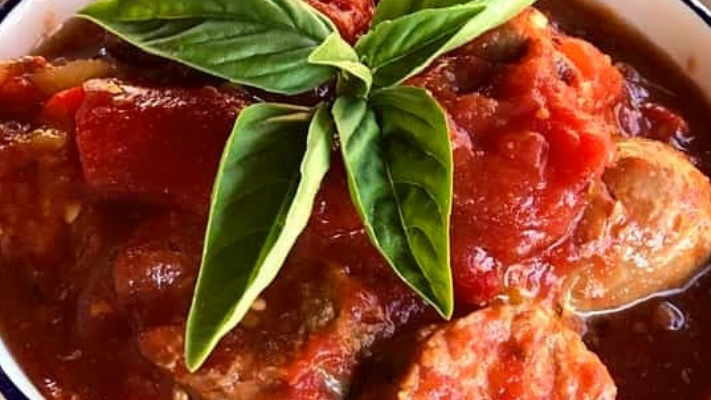Image of Tender Italian Sausage & Tomatoes