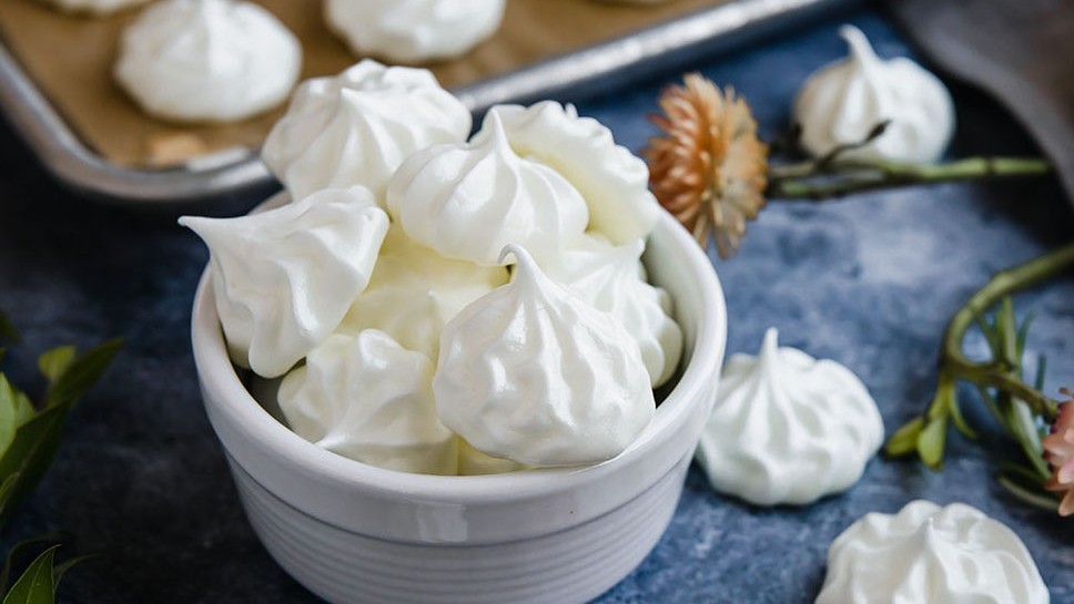 Image of Keto Meringue Cookies Made with Egg Whites
