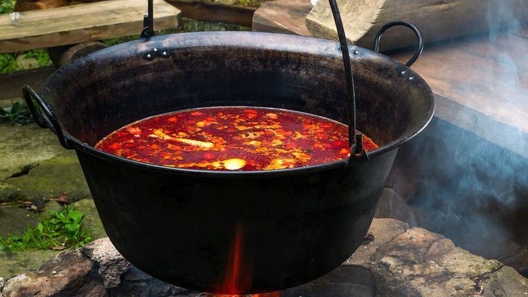 Image of Halászlé - Hungarian Fisherman's Soup