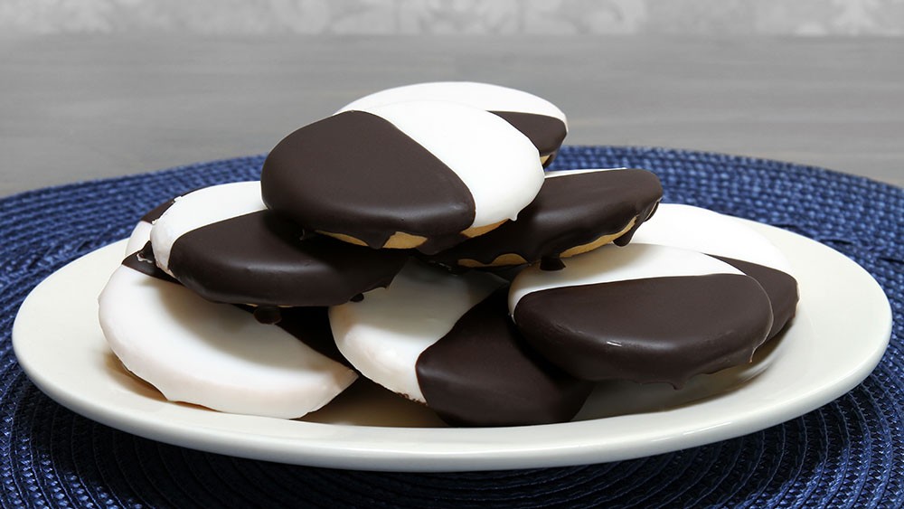 Image of Low Sugar Black and White Cookies