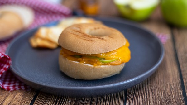 Image of Apple and Cheddar Grilled Cheese Bagel