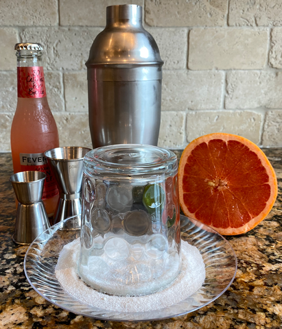 Image of Stain the rim of the glass with Lime Beer Salt