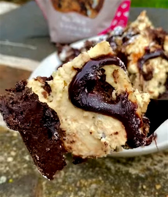 Image of  Cookies ‘N Cream GoNanas Cheesecake