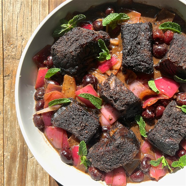 Image of Slow Roasted Shortribs with Cherry