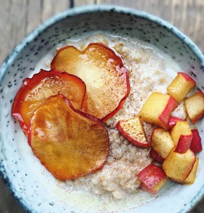 Image of Spiced Oats and Sticky Apples
